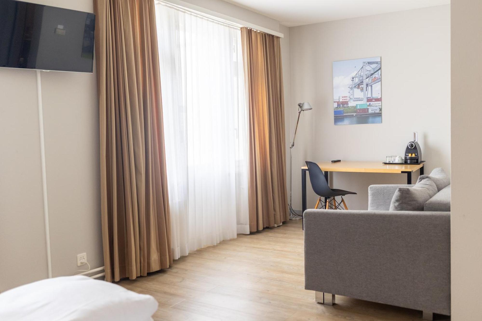 Royal - Urban Living Hotel